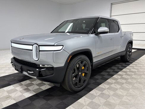 Used 2023 Rivian R1T Adventure AWD/4WD image 1