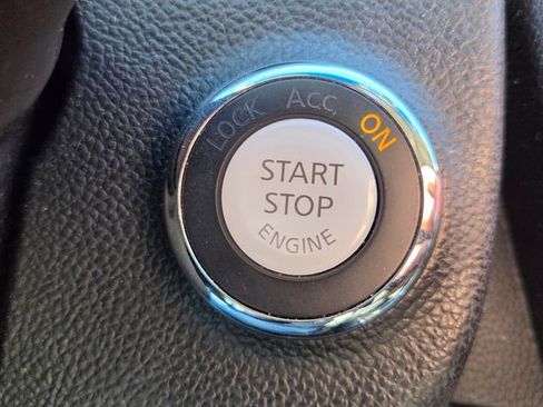 Used 2015 INFINITI Q40 AWD w/ Navigation Package image 29