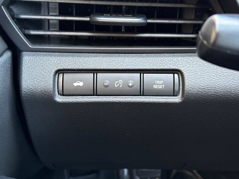 Used 2024 Nissan Altima 2.5 S FWD image 36