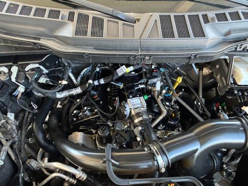 Used 2024 Ford F150 STX image 29