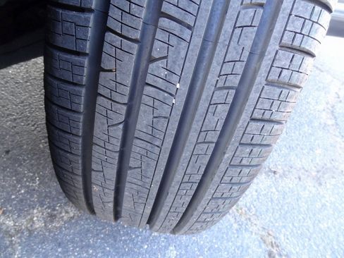 Certified 2021 Lincoln Nautilus Reserve image 42