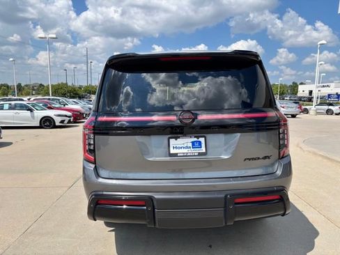 Used 2025 Nissan Armada PRO-4X AWD/4WD image 6