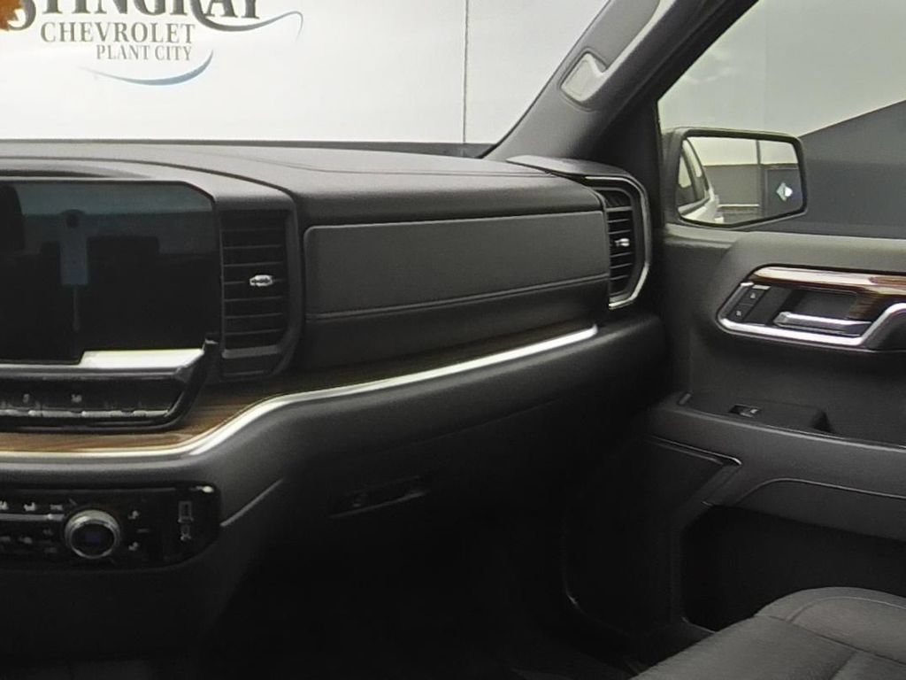 Certified 2023 Chevrolet Silverado 1500 RST w/ Protection Package AWD/4WD image 15