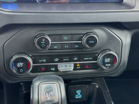 Used 2025 Ford Bronco Big Bend AWD/4WD image 12
