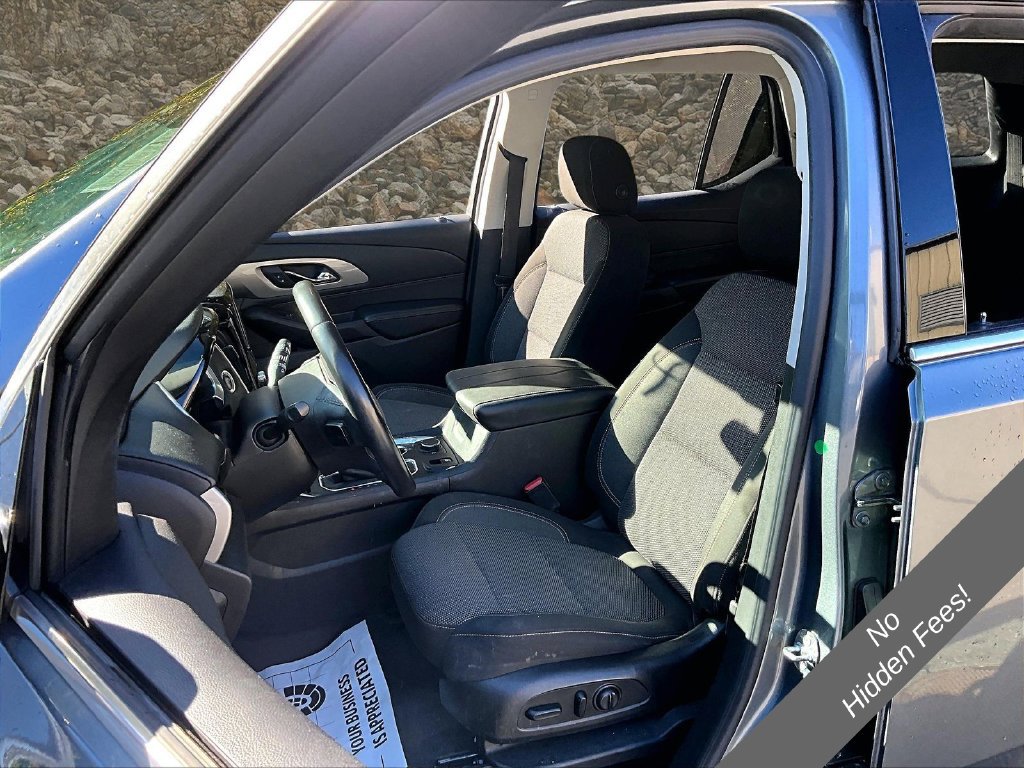 Used 2018 Chevrolet Traverse LT FWD image 18