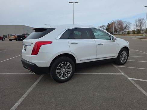 Used 2017 Cadillac XT5 Luxury w/ Driver Awareness Package image 3