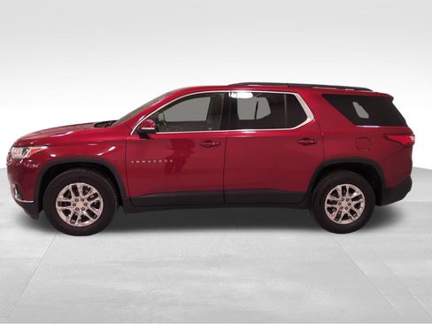 Used 2021 Chevrolet Traverse LT image 7