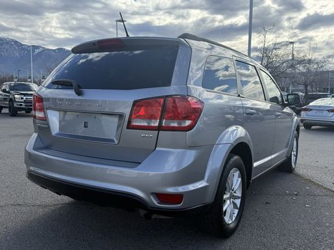 Used 2015 Dodge Journey SXT w/ Flexible Seating Group image 7