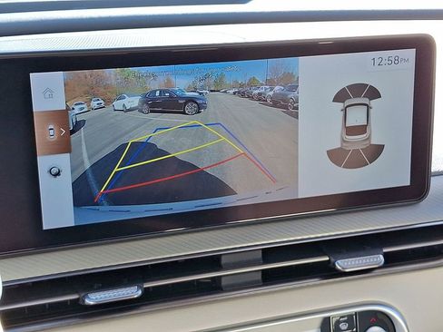 Used 2025 Genesis GV60 RWD image 15