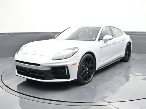 Certified 2025 Porsche Panamera image 1