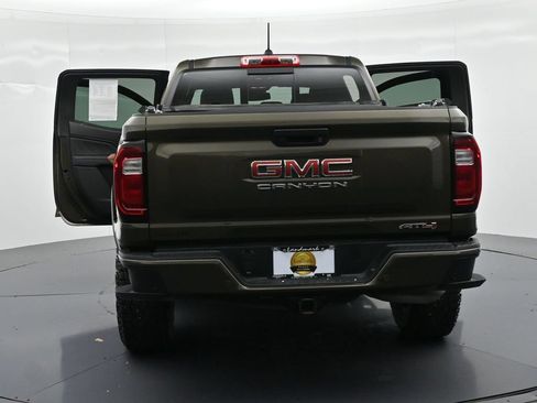 Used 2024 GMC Canyon AT4 w/ Canyon Safety Plus Package AWD/4WD image 27