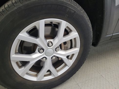 Used 2021 Jeep Grand Cherokee L Limited image 31