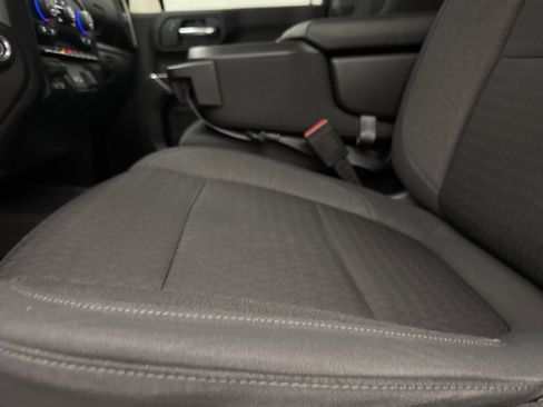 Used 2021 Chevrolet Silverado 1500 RST image 22