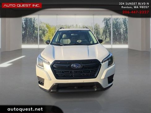 Used 2022 Subaru Forester AWD/4WD image 2
