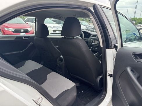 Used 2017 Volkswagen Jetta S FWD image 28