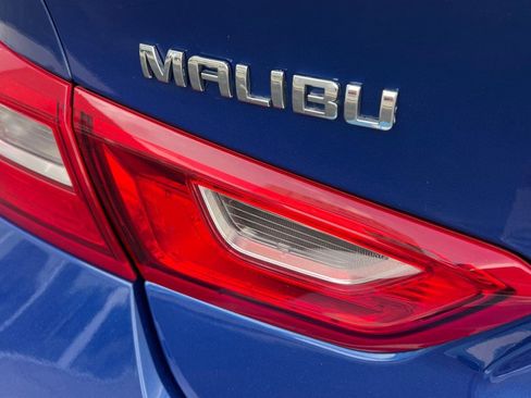 Used 2023 Chevrolet Malibu LT image 12