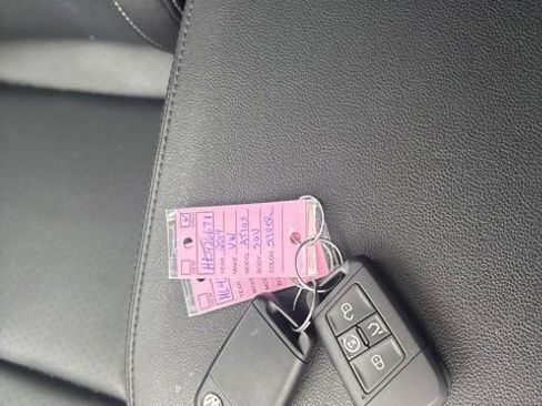 Used 2019 Volkswagen Atlas SEL image 14