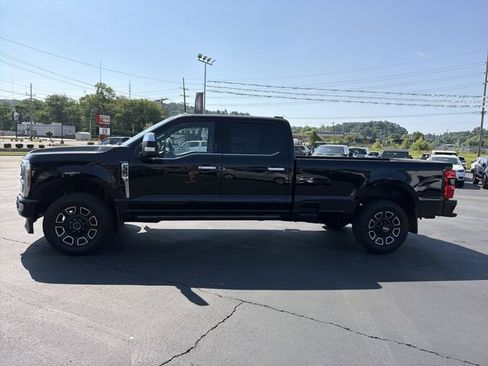 Used 2024 Ford F350 Platinum w/ FX4 Off-Road Package AWD/4WD image 7