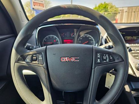 Used 2017 GMC Terrain SLE FWD image 16