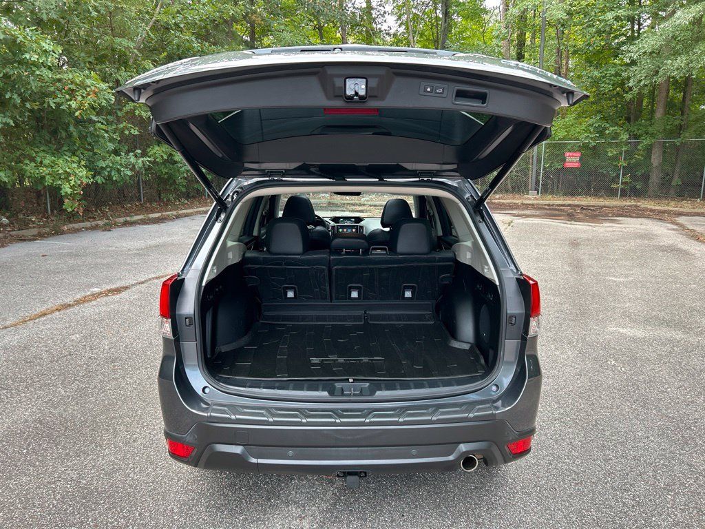 Used 2021 Subaru Forester Limited AWD/4WD image 33