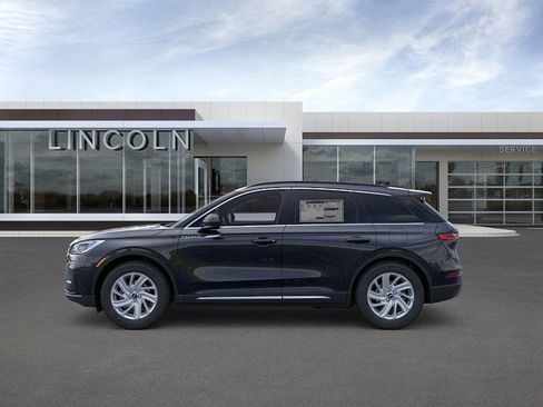 New 2026 Lincoln Corsair Premiere image 3