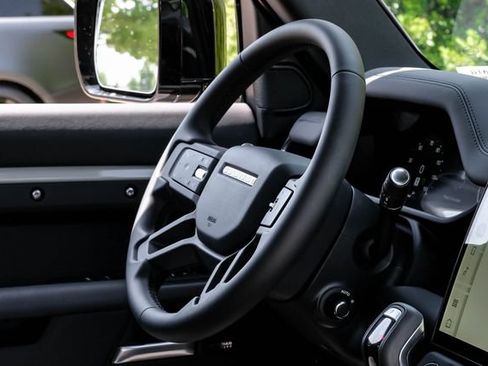 New 2026 Land Rover Defender 110 X-Dynamic SE AWD/4WD image 20