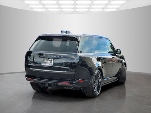 New 2026 Land Rover Range Rover Long Wheelbase Autobiography AWD/4WD image 6