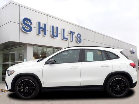 Used 2023 Mercedes-Benz GLA 35 AMG 4MATIC image 2