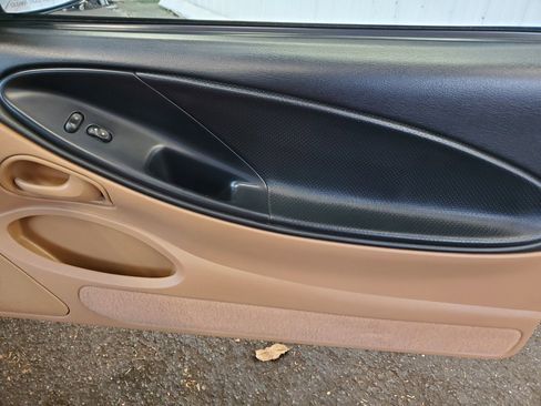 Used 1995 Ford Mustang GT image 14