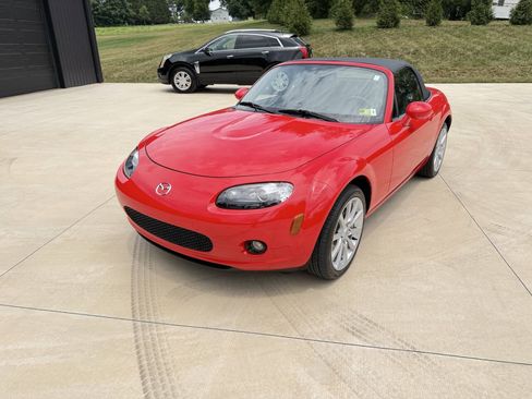 Used 2007 MAZDA MX-5 Miata Touring RWD image 7