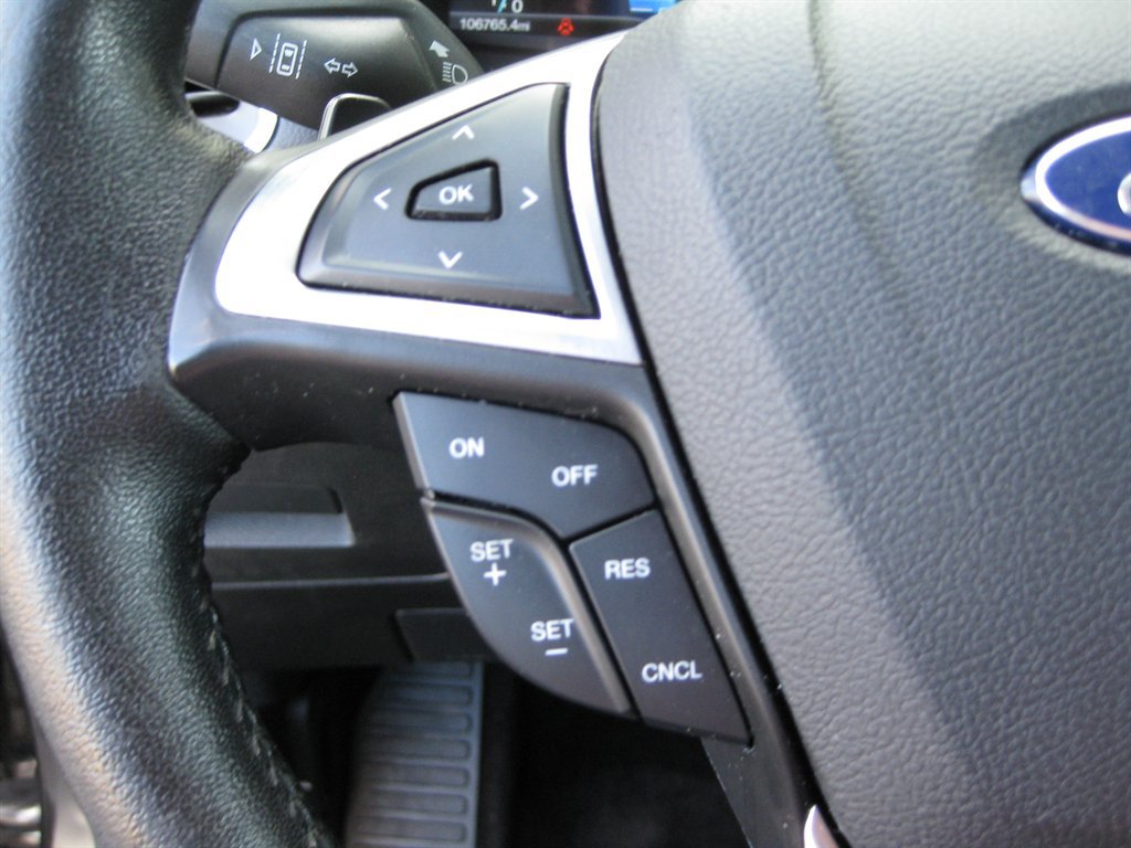 Used 2016 Ford Edge Titanium w/ Equipment Group 302A AWD/4WD image 13