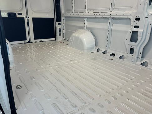 New 2026 RAM ProMaster 3500 w/ Quick Order Package 22G SLT image 14