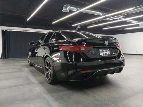 Used 2019 Alfa Romeo Giulia Ti Sport w/ Quick Order Package 22U Sport RWD image 38