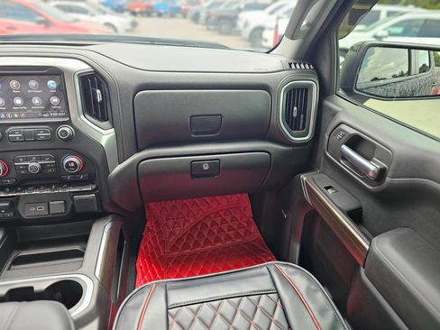 Used 2020 Chevrolet Silverado 1500 RST AWD/4WD image 46