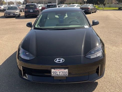 Used 2023 Hyundai Ioniq 6 SEL image 2