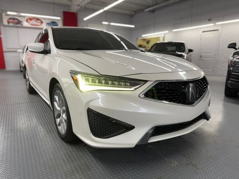 Used 2020 Acura ILX image 4