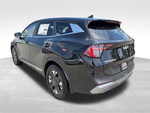New 2026 Kia Sportage LX FWD image 5