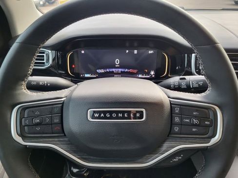 Used 2023 Jeep Wagoneer Series III w/ Rear Seat Video Group 1 image 21