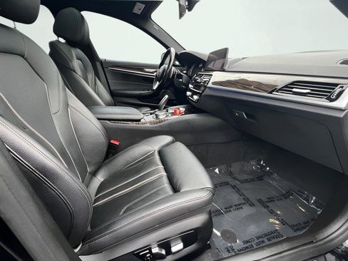 Used 2019 BMW 530i xDrive w/ Convenience Package image 26