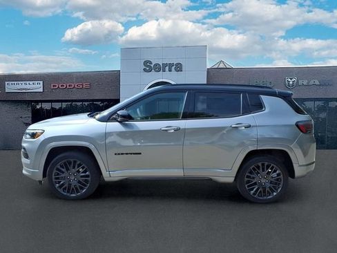Used 2024 Jeep Compass Limited w/ High Altitude Package AWD/4WD image 4