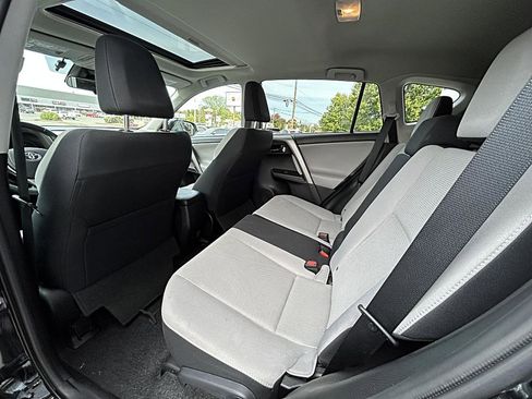 Used 2017 Toyota RAV4 XLE w/ Carpet Mat Package image 13