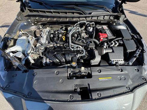 Used 2025 Nissan Altima 2.5 SV image 27