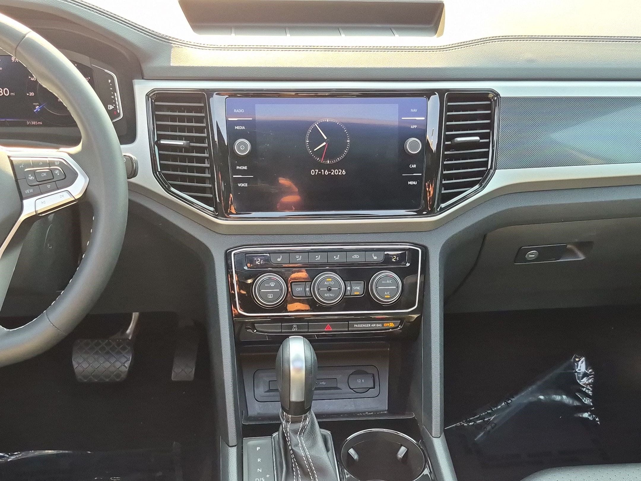 Used 2022 Volkswagen Atlas Cross Sport SEL AWD/4WD image 31