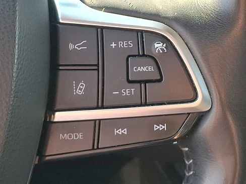 Used 2021 Toyota Highlander Platinum FWD image 22
