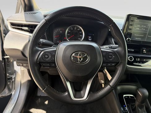 Used 2022 Toyota Corolla SE FWD image 12