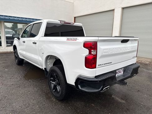 Used 2022 Chevrolet Silverado 1500 Custom Trail Boss image 3