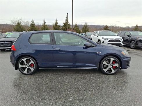 Used 2016 Volkswagen GTI SE image 7