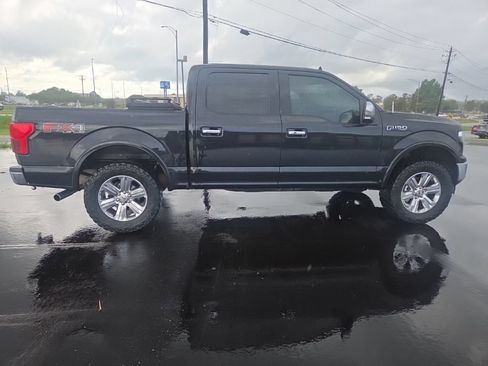 Used 2020 Ford F150 Lariat w/ Equipment Group 502A Luxury AWD/4WD image 17