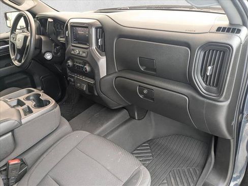Used 2020 Chevrolet Silverado 1500 Custom Trail Boss w/ Custom Convenience Package AWD/4WD image 18