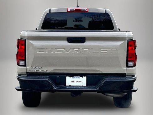 Certified 2023 Chevrolet Colorado W/T image 7